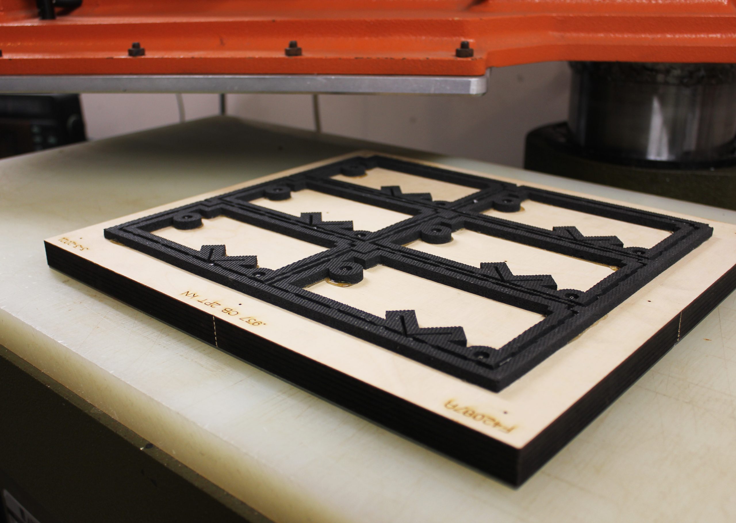 steel rule die cutting machine
